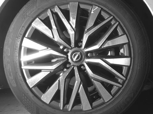 Used 2025 Nissan Altima 2.5 SV image 13