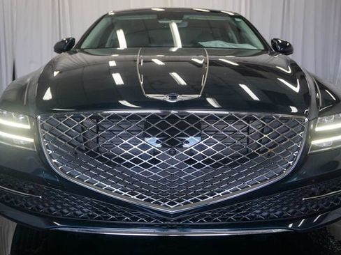 Used 2022 Genesis G80 2.5T w/ Prestige Package RWD image 3