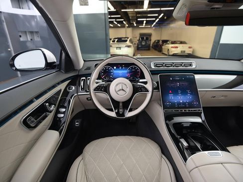 Used 2021 Mercedes-Benz S 580 4MATIC Sedan image 29