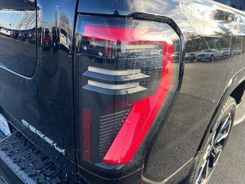 New 2025 GMC Sierra EV Denali image 7