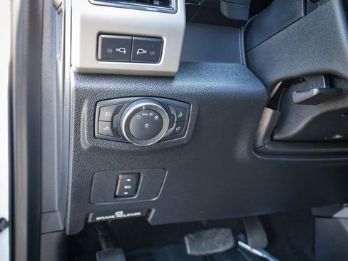 Used 2020 Ford F250 Lariat w/ Lariat Value Package AWD/4WD image 21