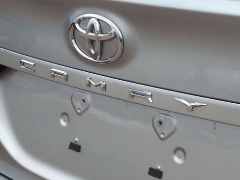 Used 2023 Toyota Camry LE image 12