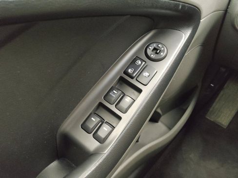 Used 2017 Kia Forte LX FWD image 27