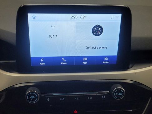 Used 2020 Ford Escape SE FWD image 25