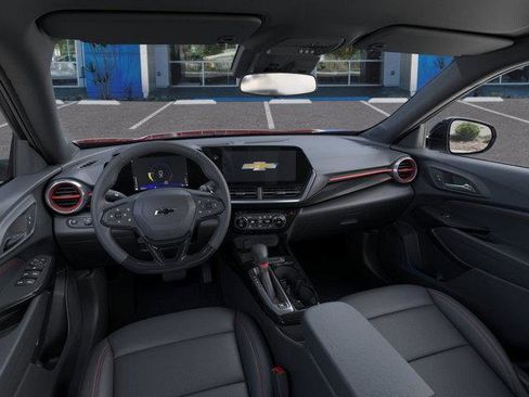 Used 2026 Chevrolet Trax RS FWD image 15