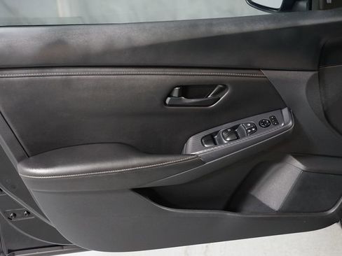 Used 2024 Nissan Sentra S FWD image 26