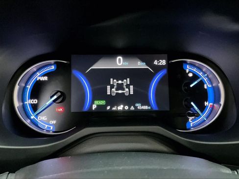 Used 2025 Toyota RAV4 LE AWD/4WD image 26