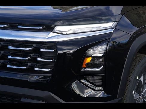 New 2026 Chevrolet Equinox LT FWD image 18