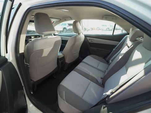 Used 2019 Toyota Corolla LE image 15