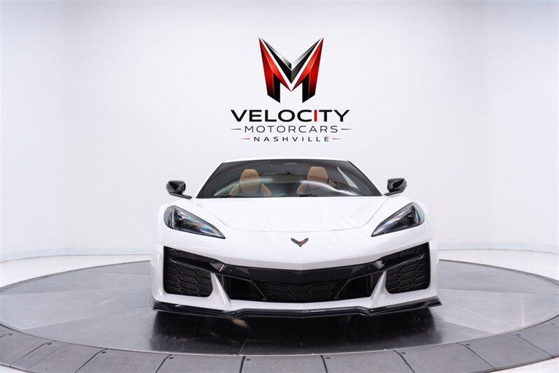Used 2025 Chevrolet Corvette Z06 w/ Stealth Interior Trim Package RWD image 18