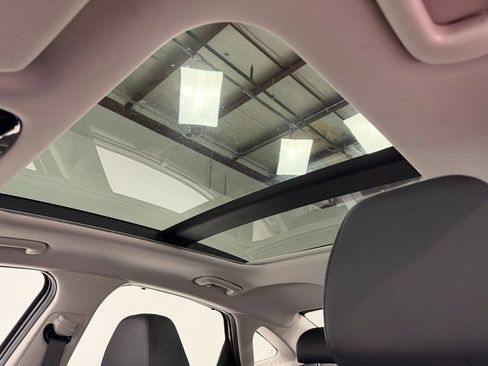 New 2025 Hyundai Sonata Limited FWD image 24