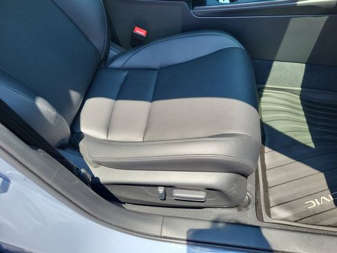 Certified 2024 Honda Civic Sport Touring image 18