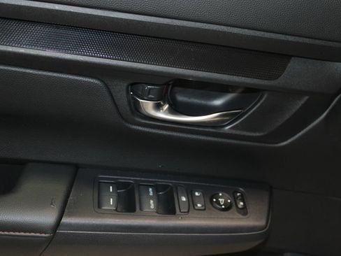 Used 2025 Honda CR-V Sport image 6