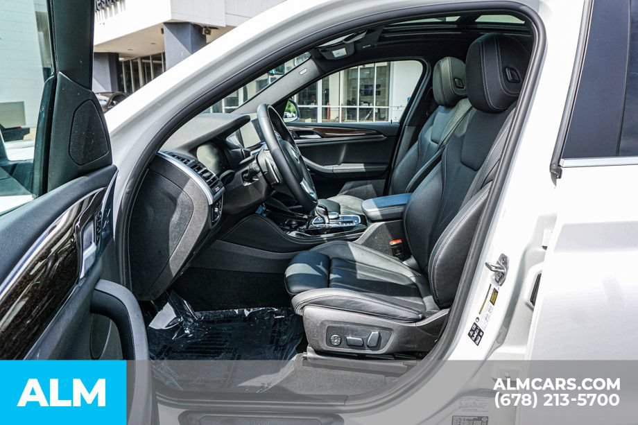 Used 2025 BMW X4 xDrive30i AWD/4WD image 18