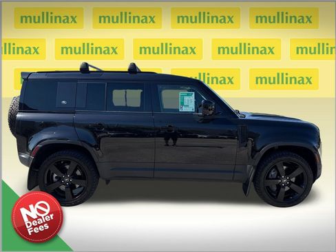 Used 2020 Land Rover Defender 110 HSE image 2