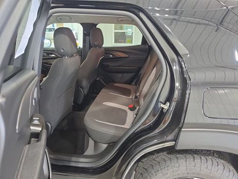 Used 2022 Chevrolet TrailBlazer LT w/ Convenience Package AWD/4WD image 24