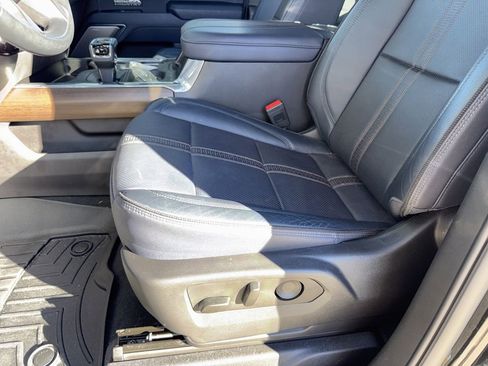 Used 2023 Chevrolet Silverado 1500 High Country w/ Technology Package image 25