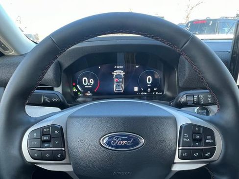 Used 2026 Ford Explorer Active w/ Active Comfort Package AWD/4WD image 24