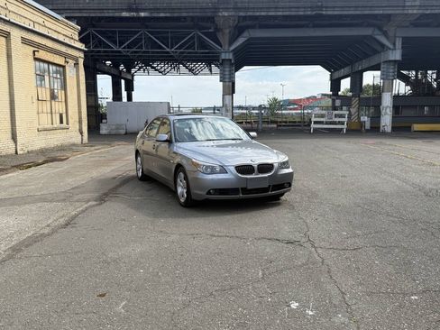 Used 2007 BMW 530xi Sedan AWD/4WD image 14