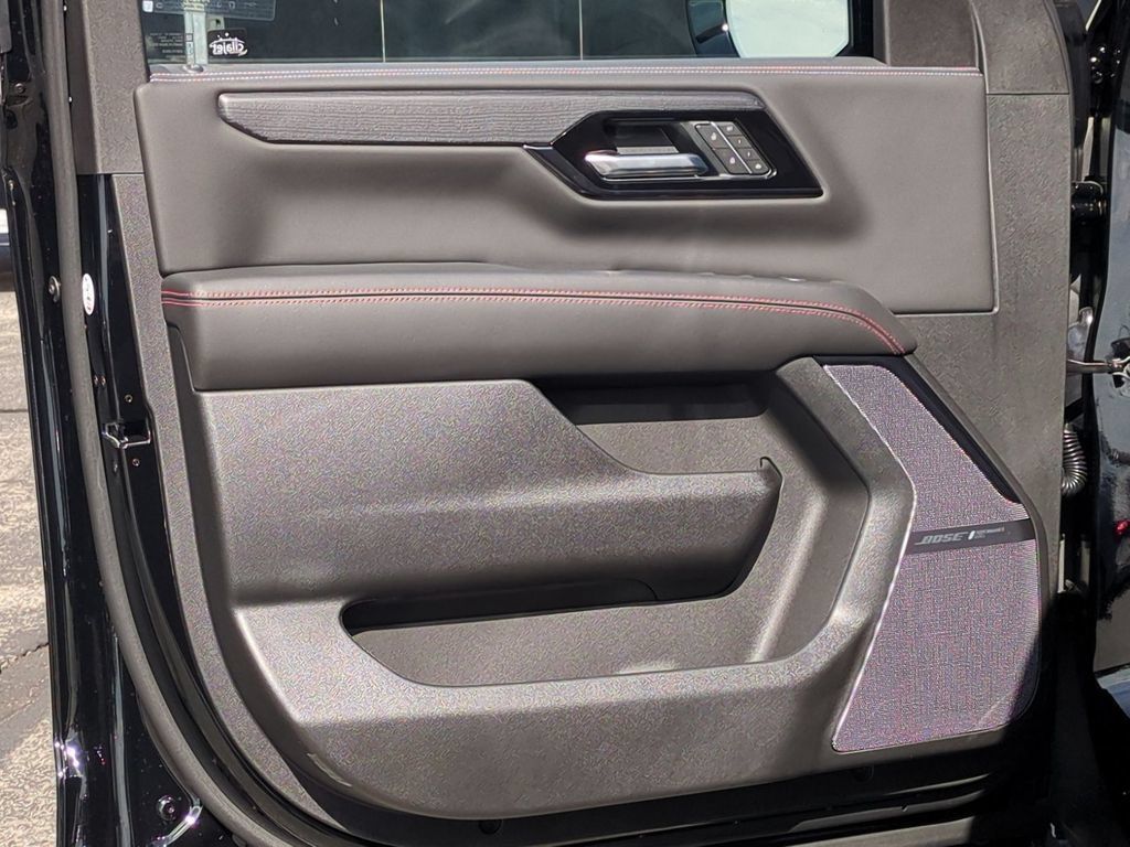 Used 2026 GMC Yukon AT4 Ultimate AWD/4WD image 23