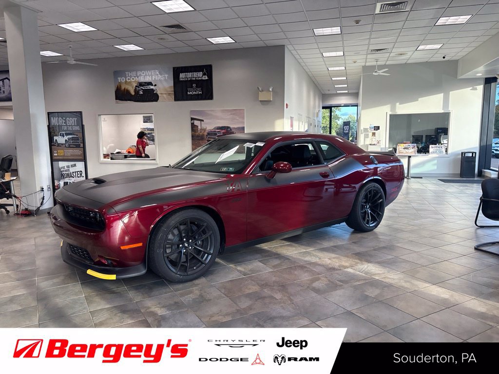 New 2023 Dodge Challenger R/T Scat Pack w/ T/A Package RWD image 1