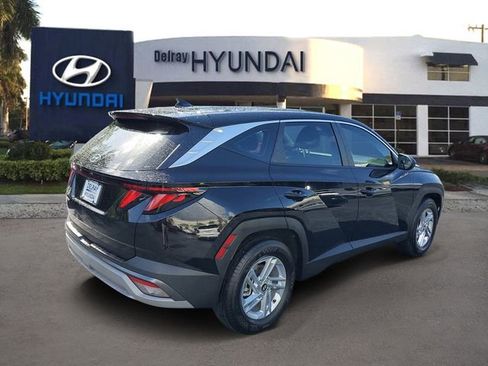 Used 2025 Hyundai Tucson SE FWD image 6