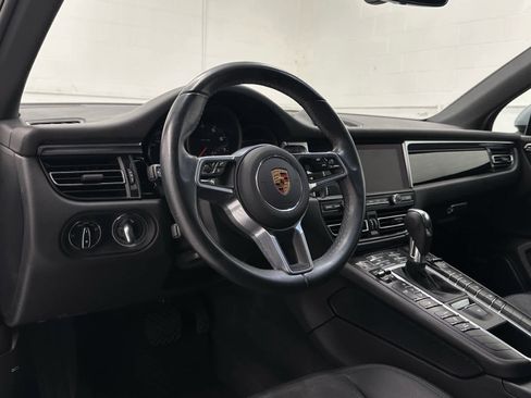 Used 2021 Porsche Macan AWD/4WD image 10