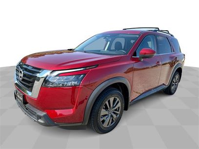 Used 2023 Nissan Pathfinder SV