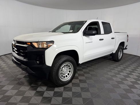 Used 2023 Chevrolet Colorado W/T RWD image 9