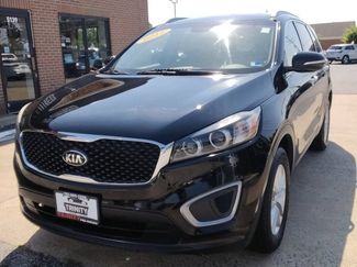 Used 2017 Kia Sorento FWD video 1