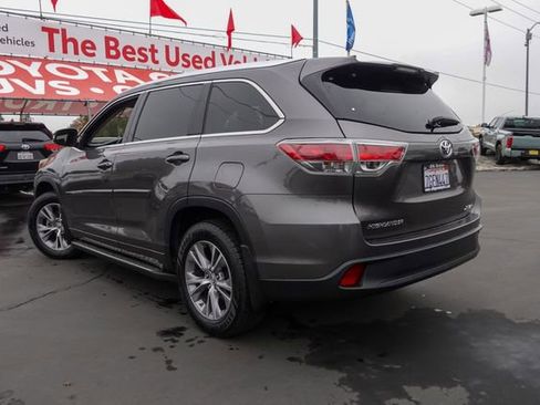 Used 2015 Toyota Highlander XLE image 10