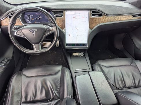 Used 2016 Tesla Model S Performance image 28