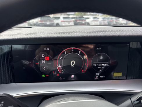 New 2026 Volkswagen Tiguan SE R-Line image 29