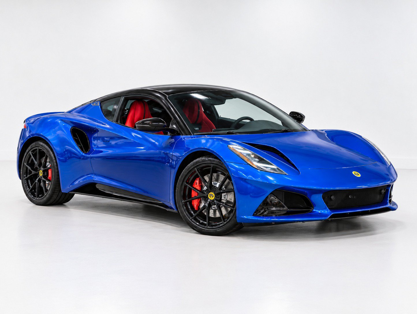 Used 2024 Lotus Emira First Edition RWD image 6