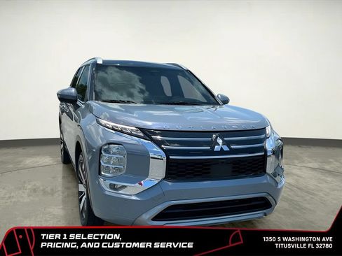 Used 2025 Mitsubishi Outlander SEL FWD image 16