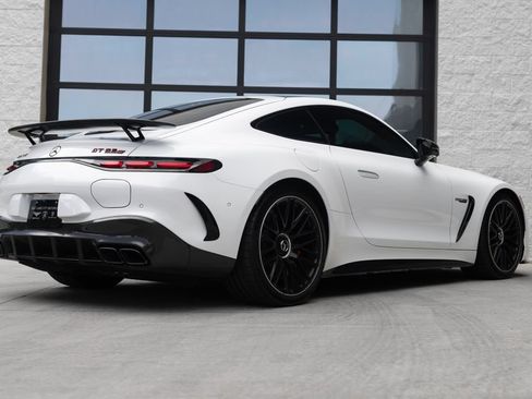 Used 2025 Mercedes-Benz AMG GT 63 S image 8