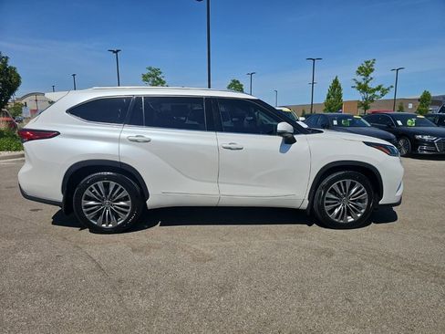 Used 2020 Toyota Highlander Platinum AWD/4WD image 6