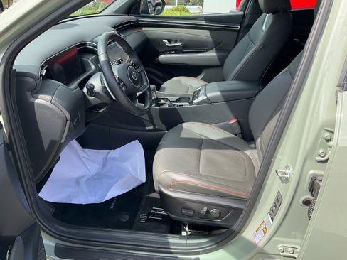 Used 2024 Hyundai Santa Cruz Limited AWD/4WD image 5