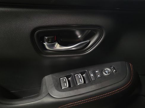 Certified 2025 Honda HR-V Sport image 19