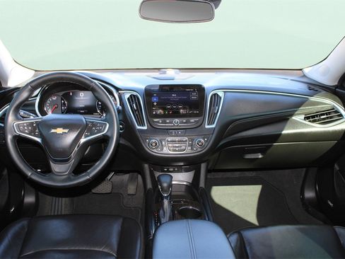 Used 2024 Chevrolet Malibu LT image 19