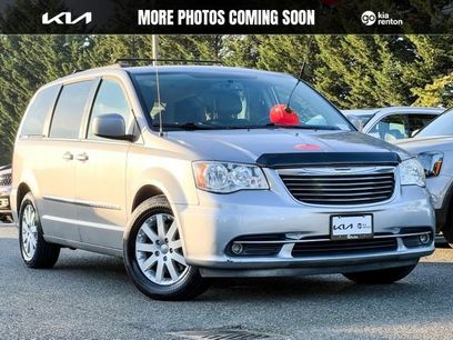 Used 2016 Chrysler Town & Country Touring