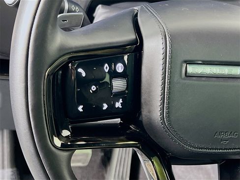 Used 2025 Land Rover Range Rover Sport Dynamic SE image 10