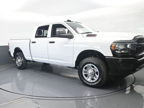 Used 2024 RAM 3500 Tradesman image 8