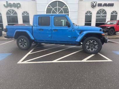 New 2026 Jeep Gladiator Sport