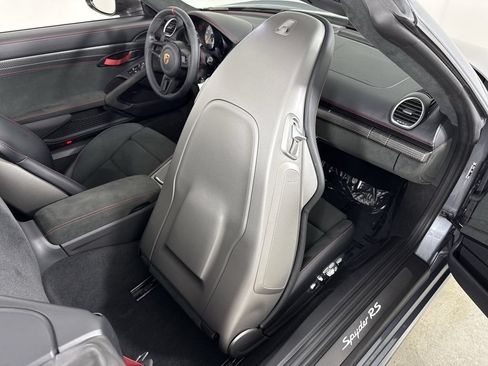 Certified 2024 Porsche 718 Boxster Spyder RS RWD image 23