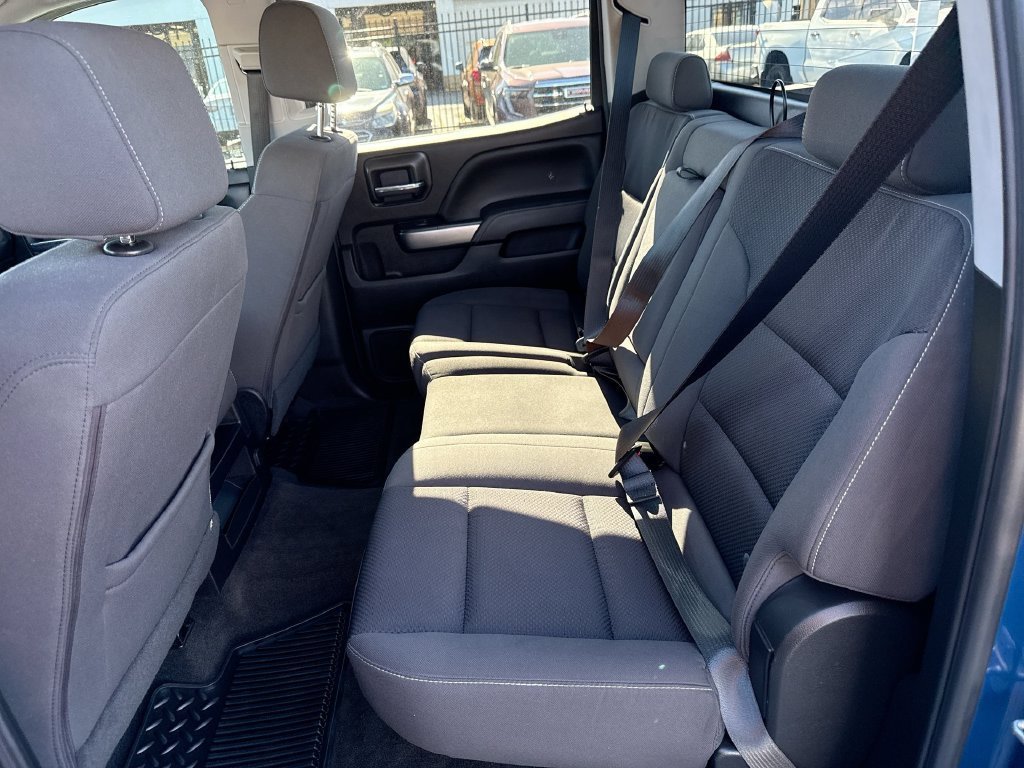 Used 2018 Chevrolet Silverado 1500 LT w/ All Star Edition AWD/4WD image 24