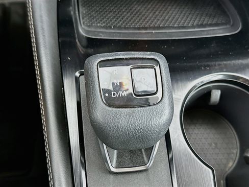 Used 2021 Nissan Rogue SL AWD/4WD image 24