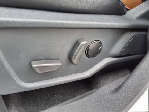 Used 2024 Ford Bronco Outer Banks image 16