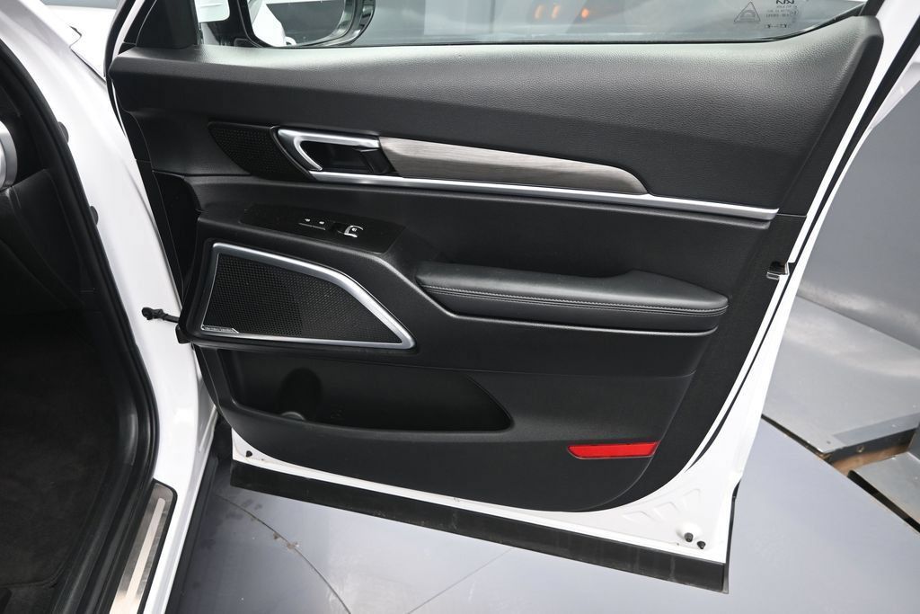 Certified 2024 Kia Telluride SX Prestige X-Line AWD/4WD image 40