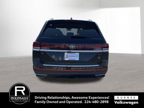 New 2026 Volkswagen Atlas SE AWD/4WD image 8